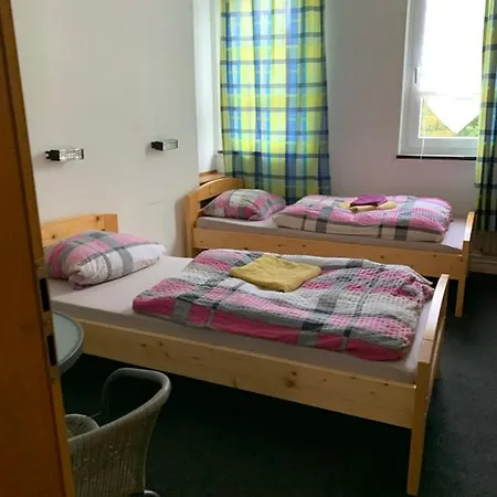 Проживание в семье Monteurzimmer Ahnetal Z4-5 Dornberg (Kassel)